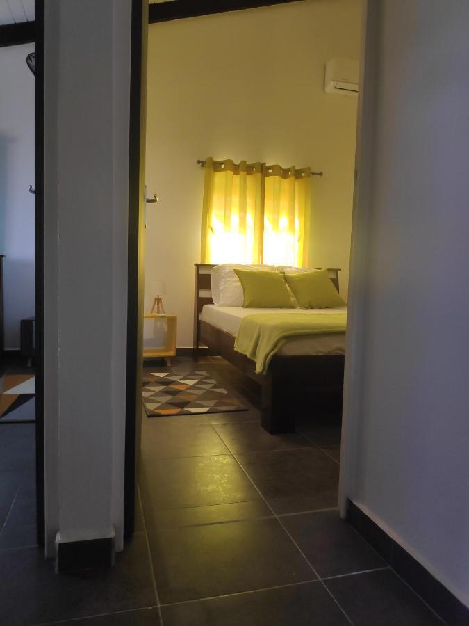 Les Galets Apartment Deshaies Exterior foto
